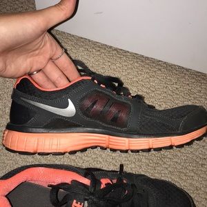 Coral Nike shoes - size 7.5